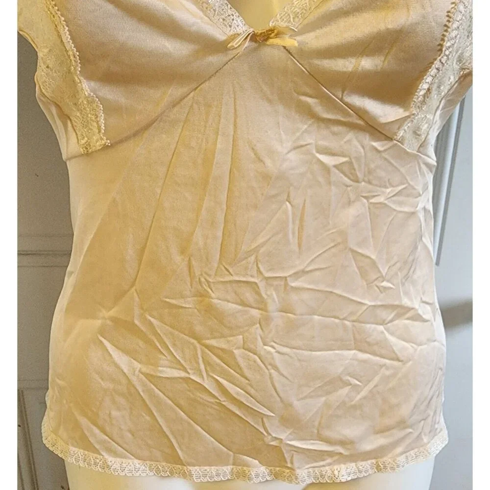 Bali vtg women